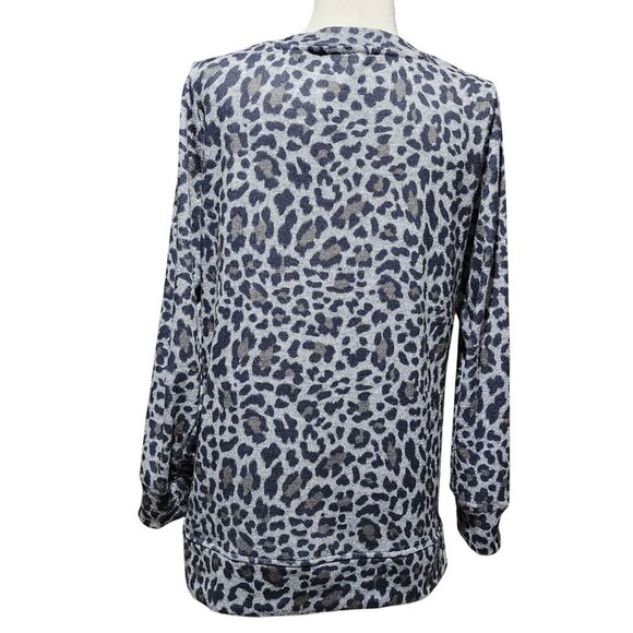 Ellen Tracy Womens Gray Animal Print VNeck Long Sleeve Warm Top Blouse Sweater M - Picture 4 of 15